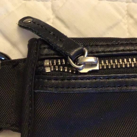 Lululemon Athletica Nylon Leather Trim Zip Cross Body Hip Bag Fanny Travel - Picture 8 of 8